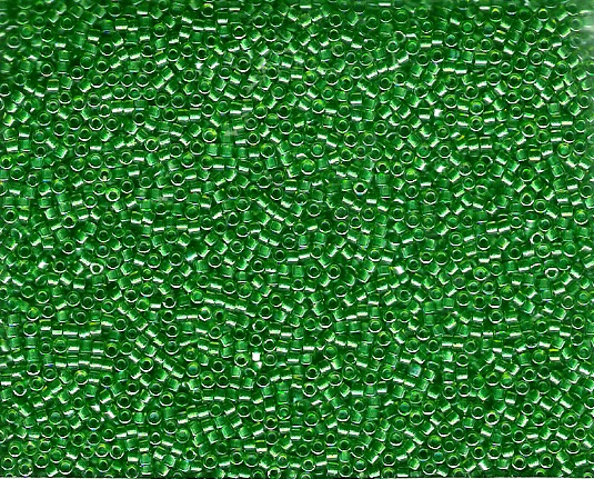 MYU DB916 Sparkling Lt Green Lined Crystal 11 7.2gm