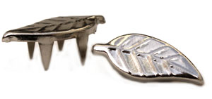 ST008 Metal Leaf Stud Bright Silver 19.5x8mm 20pcs
